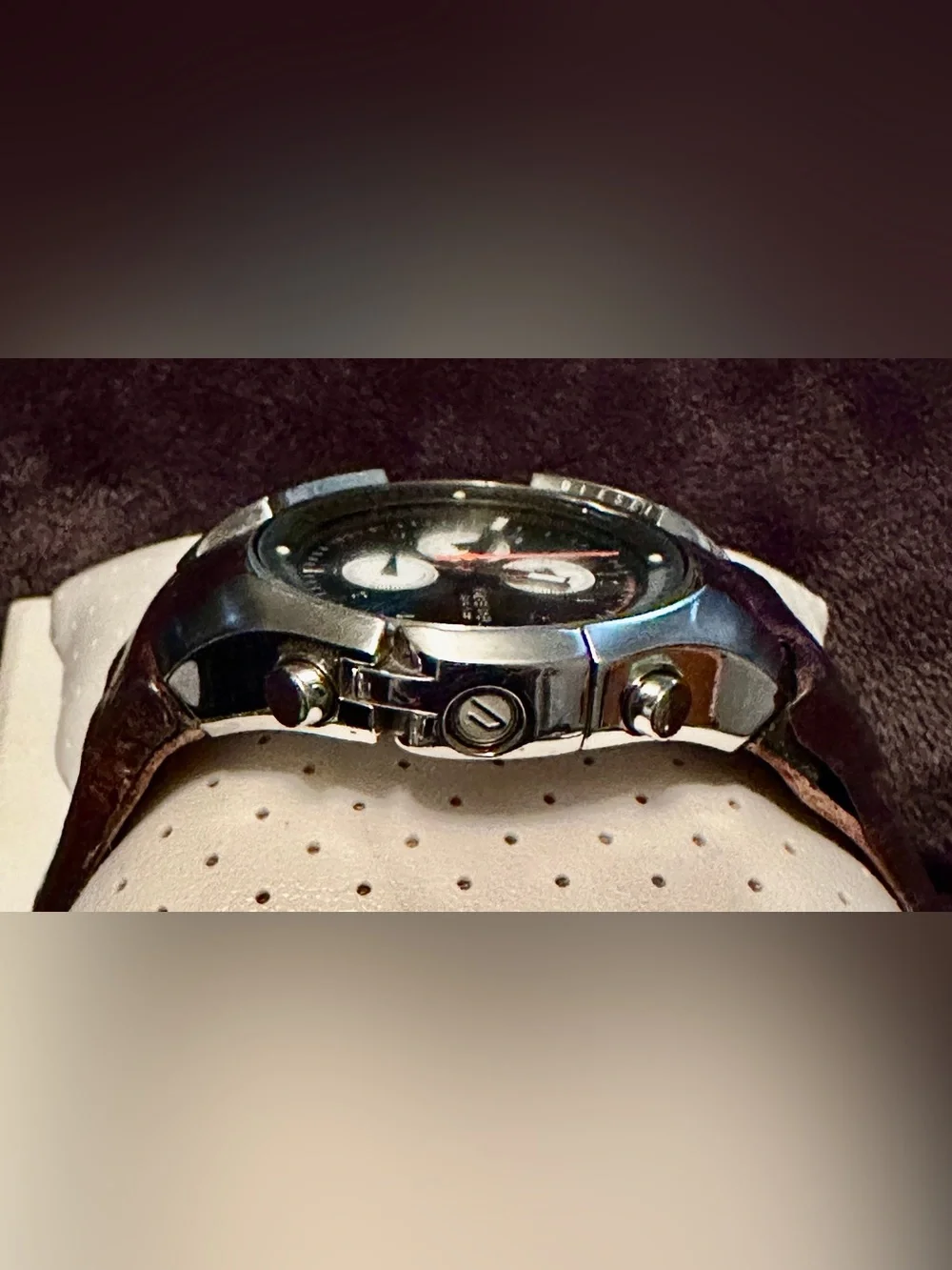 Diesel DZ-4128 Men's Watch with Green Accent and Orange Second Hand Preowned